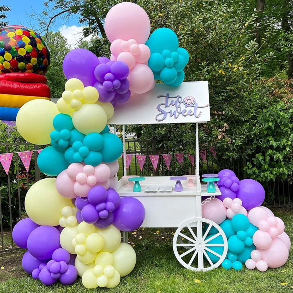 118pcs Two Sweet Birthday Party Backdrop Purple Pink Blue Balloon Garland Arch for Donut Birthday Party Baby Shower Decorations
118pcs Two Sweet Birthday Party Backdrop Purple Pink Blue Balloon Garland Arch for Donut Birthday Party Baby Shower Decorations