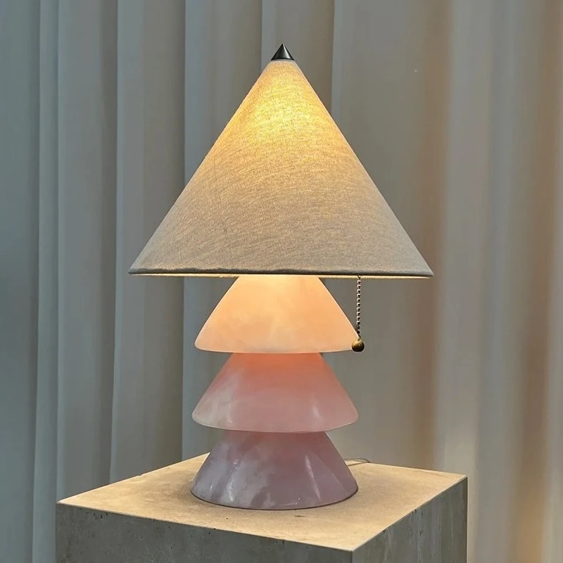 Modern luxury indoor villa bedroom table lamp with marble finish
Modern luxury indoor villa bedroom table lamp with marble finish