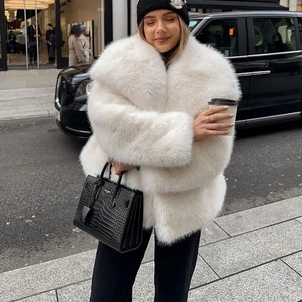 2024, зимняя горячая мода, негабаритная длинная шуба с лацканами, женская теплая однотонная куртка из искусственного меха Y2k для девочек, роскошная брендовая свободная клубная верхняя одежда
2024, зимняя горячая мода, негабаритная длинная шуба с лацканами, женская теплая однотонная куртка из искусственного меха Y2k для девочек, роскошная брендовая свободная клубная верхняя одежда