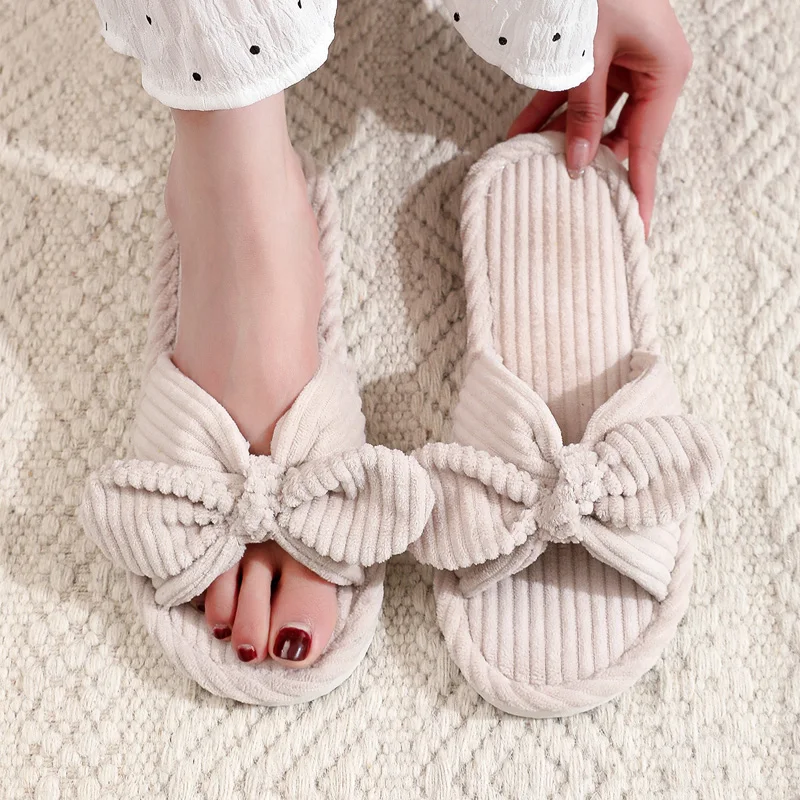 Women's Bow Flat Heel Slippers Home Non-slip Open-toe Breathable Slippers for All Season ladies Bedroom Fashion Soft Sole Slides
Women's Bow Flat Heel Slippers Home Non-slip Open-toe Breathable Slippers for All Season ladies Bedroom Fashion Soft Sole Slides