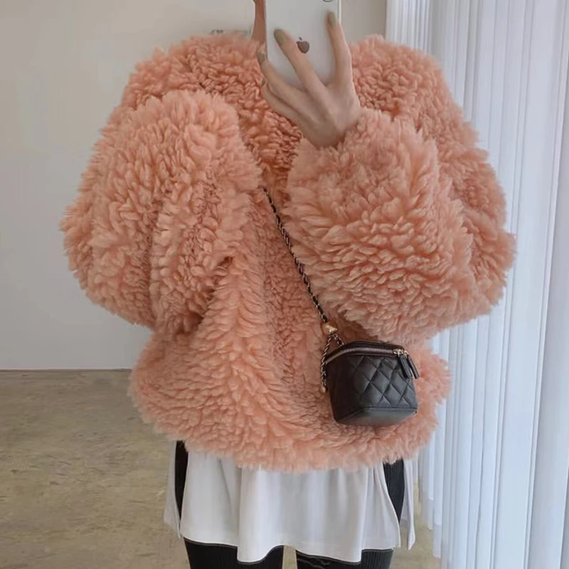 Корейские шикарные женские толстовки, осенне-зимние нежные мягкие синие пушистые свободные толстовки с круглым вырезом и длинными рукавами из овечьей кожи, женские
Корейские шикарные женские толстовки, осенне-зимние нежные мягкие синие пушистые свободные толстовки с круглым вырезом и длинными рукавами из овечьей кожи, женские