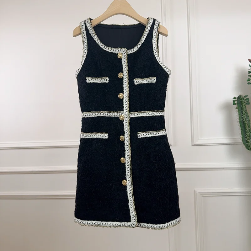 Small Fragrance Black Contrast Edge Sleeveless Dress Women Simple Vintage Elegant Autumn Winter Metal Buckle Woolen Dress
Small Fragrance Black Contrast Edge Sleeveless Dress Women Simple Vintage Elegant Autumn Winter Metal Buckle Woolen Dress