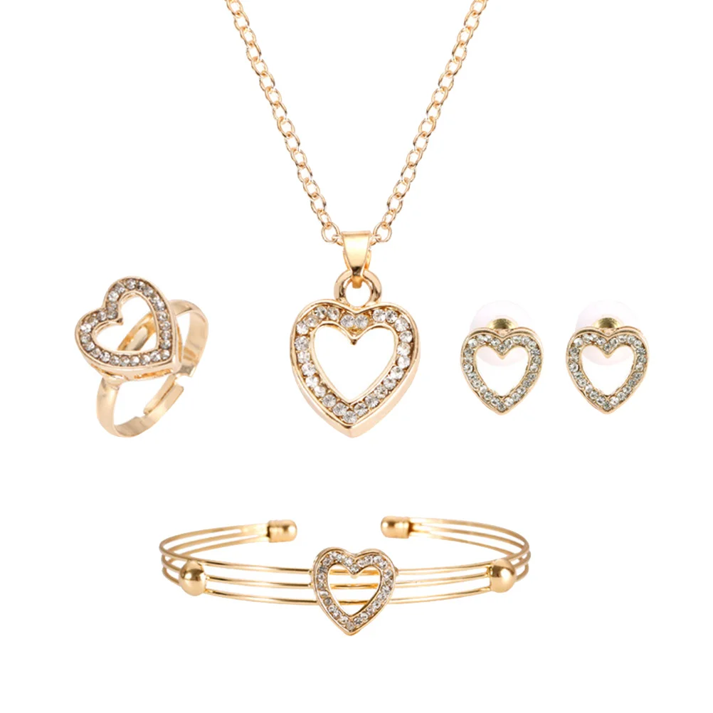 1 set Heart Shape Set Women Necklace Necklace Earrings Bracelet Ring Earrings Bracelet Ring Crystal Rhinestones Party Gifts
1 set Heart Shape Set Women Necklace Necklace Earrings Bracelet Ring Earrings Bracelet Ring Crystal Rhinestones Party Gifts