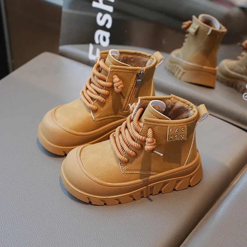 Children Short Boots for Girls 2024 Autumn Winter New Fashion Korean Style Soft Bottom Anti-slippery Versatile Chic Leather Shoe
Children Short Boots for Girls 2024 Autumn Winter New Fashion Korean Style Soft Bottom Anti-slippery Versatile Chic Leather Shoe