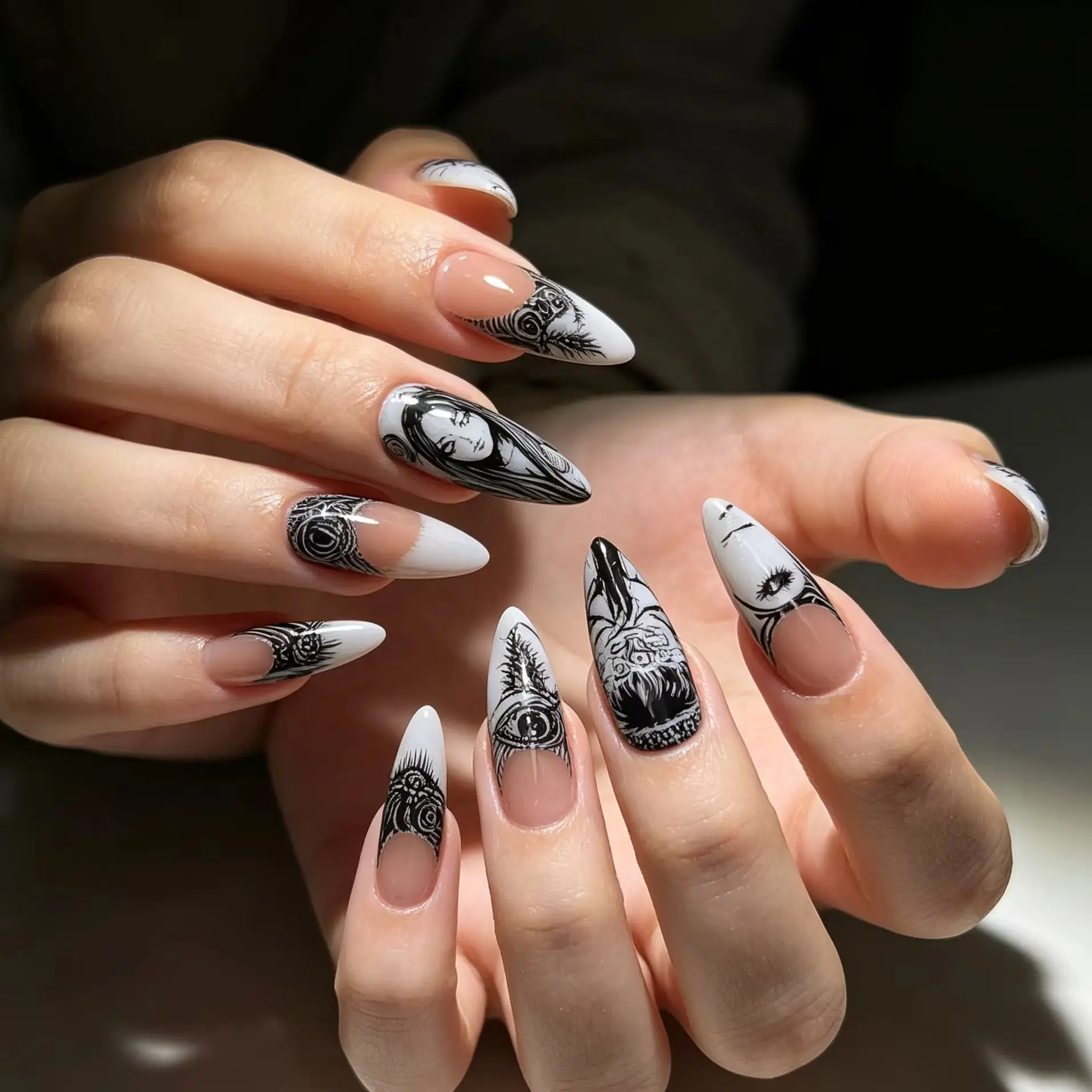 24PCS Long Stiletto Press on Nails Dark Comic Black White Manga Print False Nails Horror Anime Style Glossy Reusable Manicure
24PCS Long Stiletto Press on Nails Dark Comic Black White Manga Print False Nails Horror Anime Style Glossy Reusable Manicure