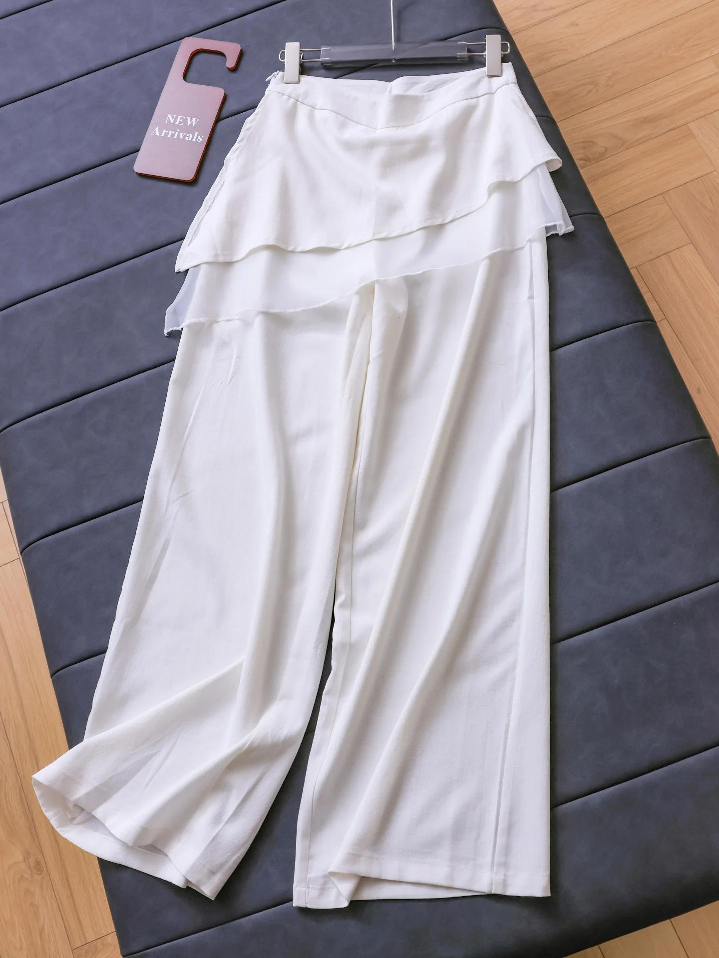 High Waist Straight Leg Pants Women's Casual Trousers Drapey Cool Feeling Pure Color Versatile Wide Leg Pants Breathable
High Waist Straight Leg Pants Women's Casual Trousers Drapey Cool Feeling Pure Color Versatile Wide Leg Pants Breathable
