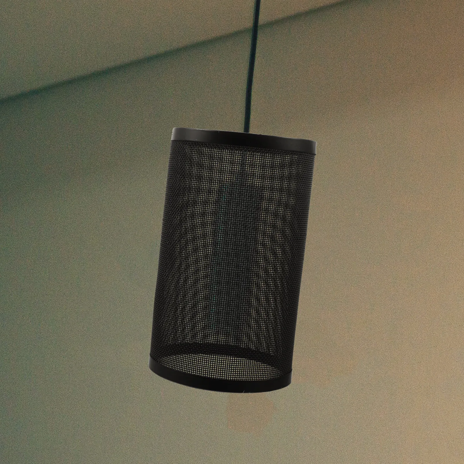 Hollowed Iron Lamp Shade Elegant Mesh Design Soft Gentle Lighting for Table Lamps Floor Lamps Modern Rustic Lamp Shade Cover
Hollowed Iron Lamp Shade Elegant Mesh Design Soft Gentle Lighting for Table Lamps Floor Lamps Modern Rustic Lamp Shade Cover