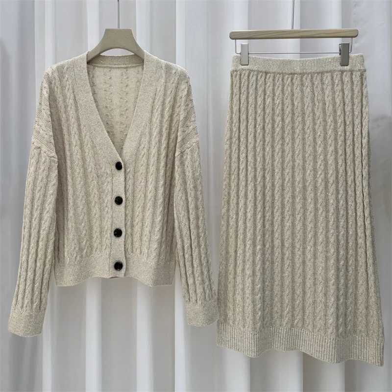 Cardigan for women Spring 2026 new single breasted slim fit women's long sleeved top elastic knitted V-neck women's sweater y2k
Cardigan for women Spring 2026 new single breasted slim fit women's long sleeved top elastic knitted V-neck women's sweater y2k