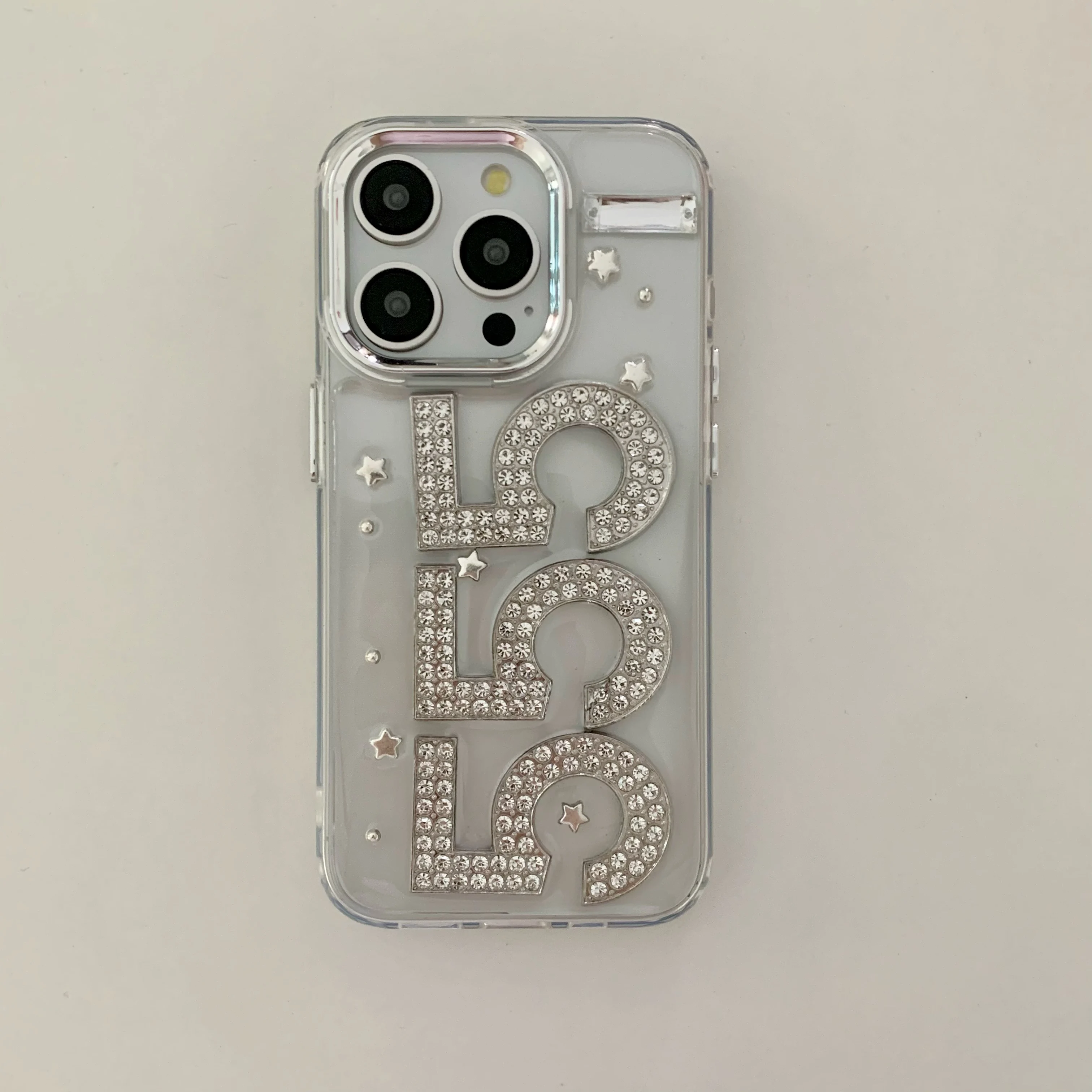 Корейский стильный блестящий циркон 555, модный шикарный чехол для iPhone 16, 15, 14, 13, 11 Pro Max, задняя крышка для телефона 12 Pro Max
Корейский стильный блестящий циркон 555, модный шикарный чехол для iPhone 16, 15, 14, 13, 11 Pro Max, задняя крышка для телефона 12 Pro Max