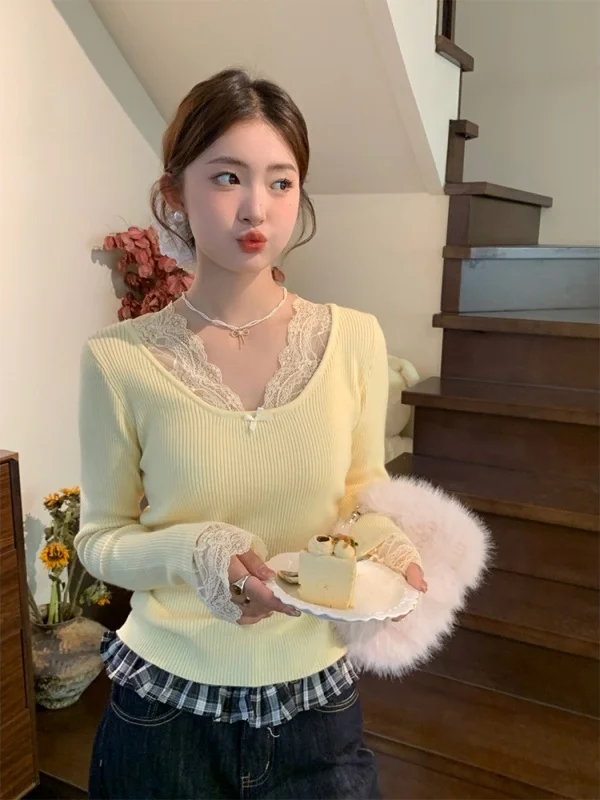 Sweet And Spicy Sle Lace Splice V-Ne Long Sve Knitted Sweater Women's Slim Fit Inner Wear Spring 2026 New Arrival
Sweet And Spicy Sle Lace Splice V-Ne Long Sve Knitted Sweater Women's Slim Fit Inner Wear Spring 2026 New Arrival