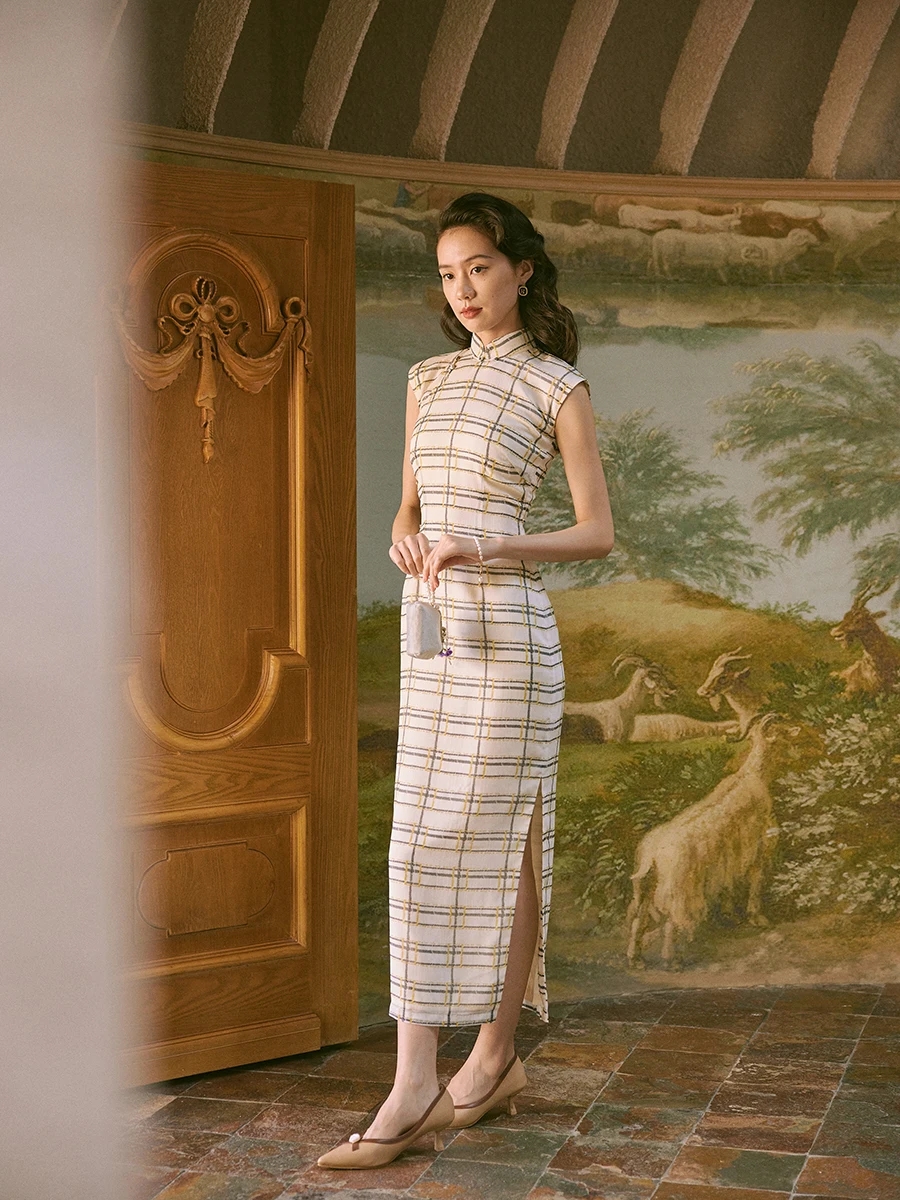 Momo Spring Summer Young Style Semi-Open Jacket Silk Georgette Sleeveless Low Slit Daily Wear Retro Polka Dot Dress
Momo Spring Summer Young Style Semi-Open Jacket Silk Georgette Sleeveless Low Slit Daily Wear Retro Polka Dot Dress