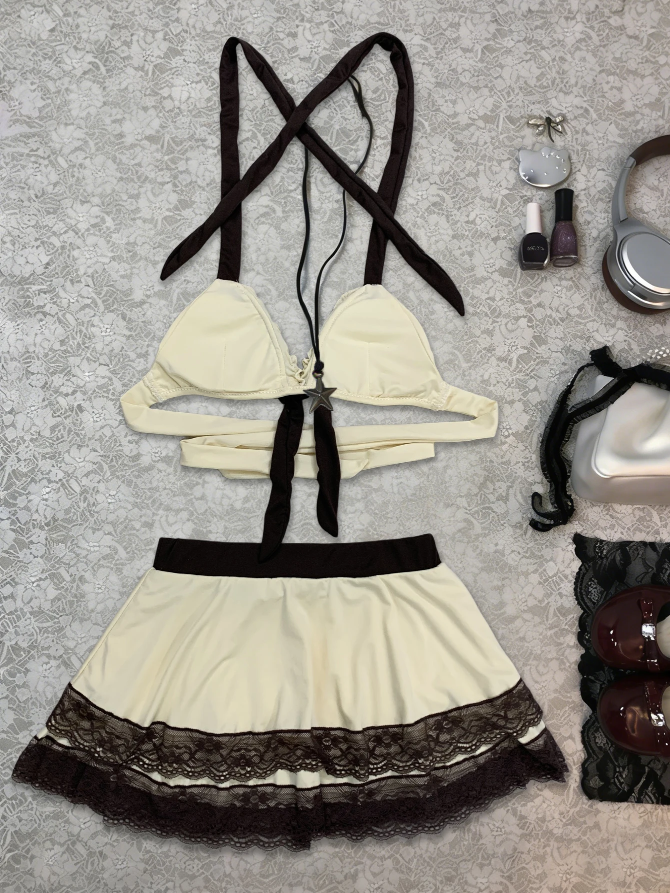 Cross border summer sexy hanging neck lace up lace patchwork bow fashion bikini two-piece set beach volleyball women's wear
Cross border summer sexy hanging neck lace up lace patchwork bow fashion bikini two-piece set beach volleyball women's wear
