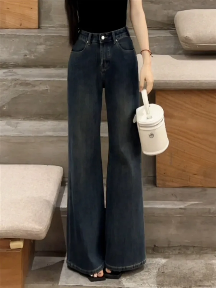 American Retro Flared Jeans Women's Loose Slimming Extended Length High Waist Wide Leg Pants Autumn Season Deep Color High Waist
American Retro Flared Jeans Women's Loose Slimming Extended Length High Waist Wide Leg Pants Autumn Season Deep Color High Waist