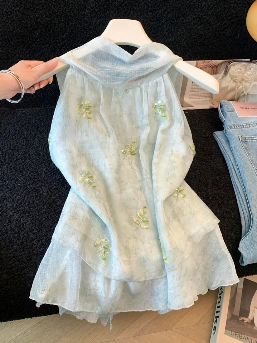 Elegant Bohemian Embroidered Lace Sleeveless Top Women's Summer Mint Green Chiffon Blouse Draped Vest Fashionable Tour Shirt
Elegant Bohemian Embroidered Lace Sleeveless Top Women's Summer Mint Green Chiffon Blouse Draped Vest Fashionable Tour Shirt