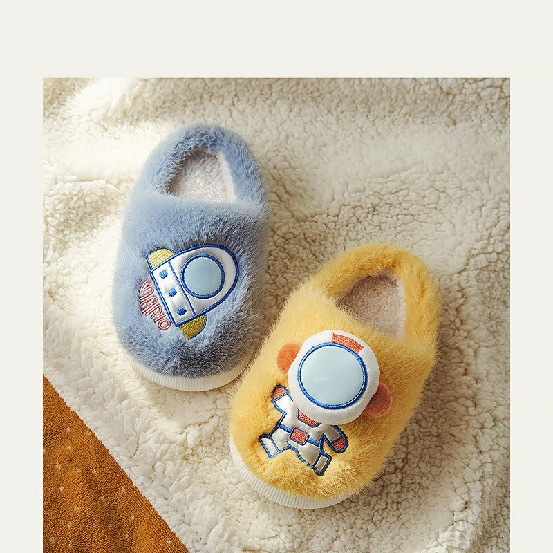 Children's Cotton Slippers Warm Cartoon Astronaut Home Slipper Home Shoes Non Slip Boys' Girls' Baby Slippers For Kids
Children's Cotton Slippers Warm Cartoon Astronaut Home Slipper Home Shoes Non Slip Boys' Girls' Baby Slippers For Kids