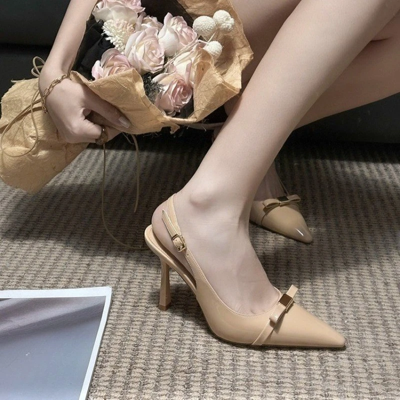 New Bow Pointed Toe Stiletto Shallow Heels Fashion Temperament French Strap Buckle Sandals
New Bow Pointed Toe Stiletto Shallow Heels Fashion Temperament French Strap Buckle Sandals