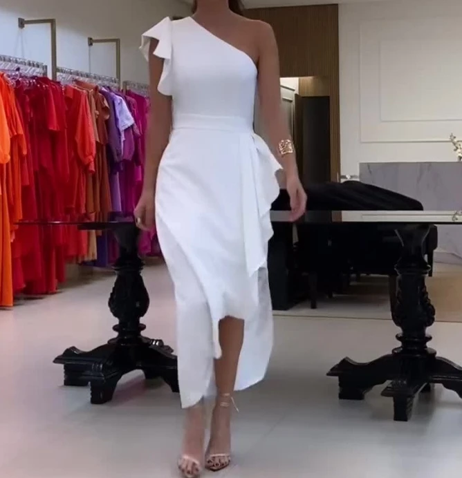 Summer Dress Women's Fashionable Solid Color Diagonal Collar Lace Sleeve Slit Sexy Long Dress Ruffled Edges Sleeveless Dress
Summer Dress Women's Fashionable Solid Color Diagonal Collar Lace Sleeve Slit Sexy Long Dress Ruffled Edges Sleeveless Dress