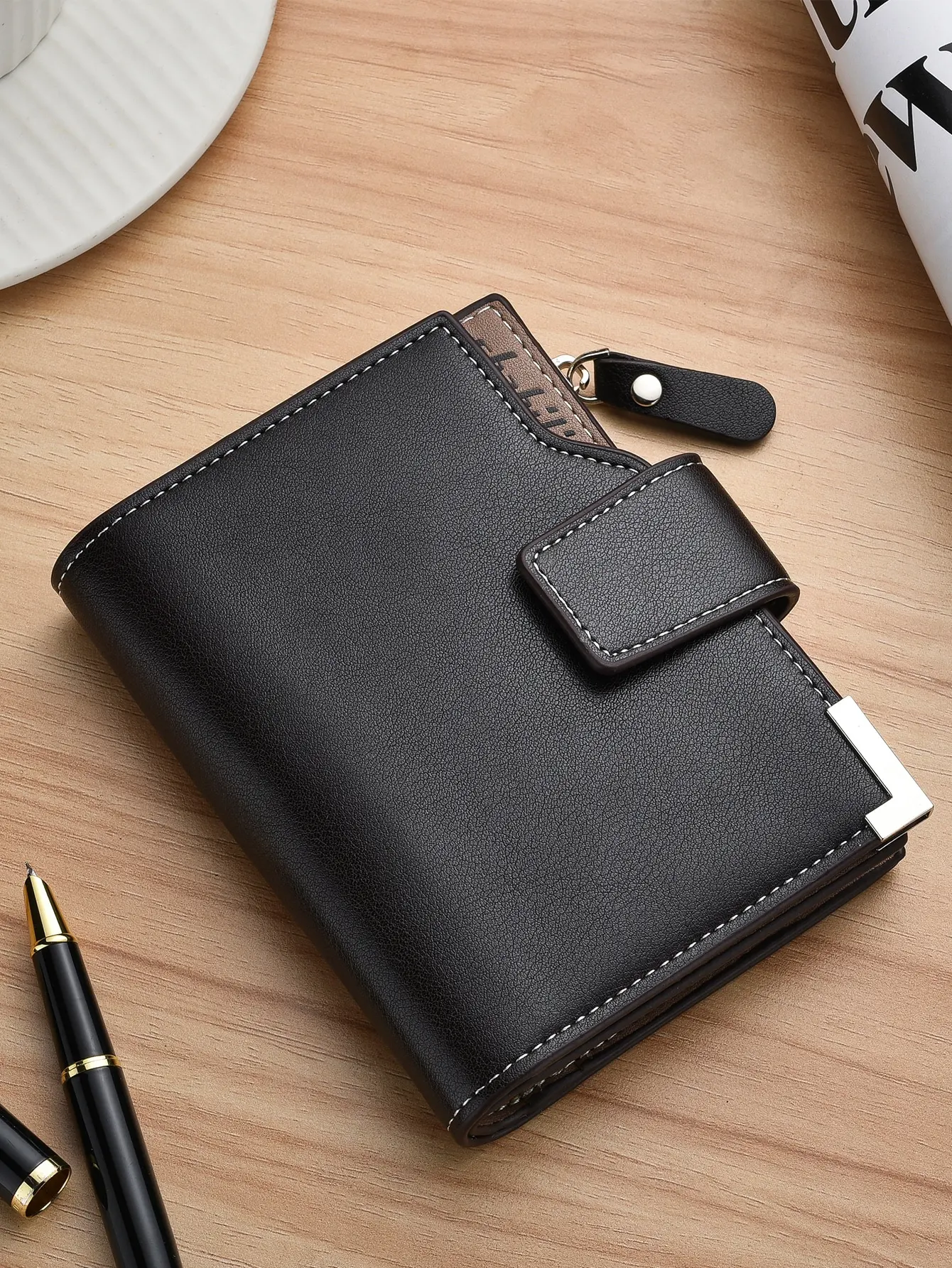 SHABILI Men's Short Wallet Fashionable And Ultra Thin Multi Card Holder Youth Snap Vertical Business Soft Leather Wallet For Men Wallet Purse Wallet Men Wallet Leather
SHABILI Men's Short Wallet Fashionable And Ultra Thin Multi Card Holder Youth Snap Vertical Business Soft Leather Wallet For Men Wallet Purse Wallet Men Wallet Leather
