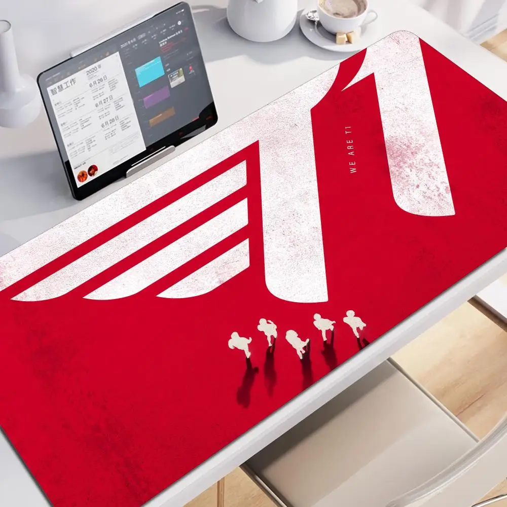 World Champion SKT T1 Mouse Pad Gaming office Accessories Mousepad Large Game Keyboard overlock Non-slip Desk Mat Diy
World Champion SKT T1 Mouse Pad Gaming office Accessories Mousepad Large Game Keyboard overlock Non-slip Desk Mat Diy