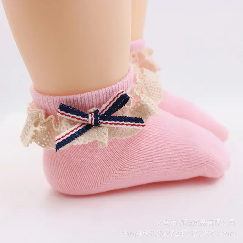 Children's Lace Bow Embroidery Spring Summer Autumn Baby Princess Korean Fashion Girls Lace Short Boneless Cotton Socks
Children's Lace Bow Embroidery Spring Summer Autumn Baby Princess Korean Fashion Girls Lace Short Boneless Cotton Socks