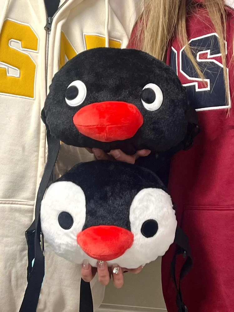 Cute Penguin Cartoon Doll Plu oulder Bag Crossbody Bag Birthday Gift for JK Girls Eye-ching Bapa Soft Velvet Material
Cute Penguin Cartoon Doll Plu oulder Bag Crossbody Bag Birthday Gift for JK Girls Eye-ching Bapa Soft Velvet Material