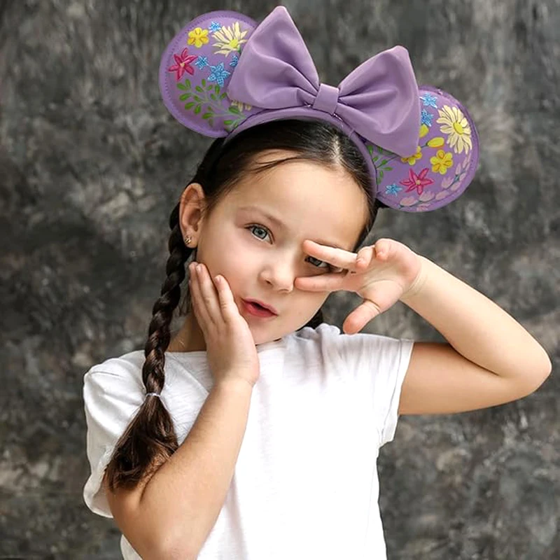 Disney PU Leather Mickey Mouse Ears Headband Disneyland Park Embroidered Flowers Pale Purple Minnie Ear Headwear For Girl Gift
Disney PU Leather Mickey Mouse Ears Headband Disneyland Park Embroidered Flowers Pale Purple Minnie Ear Headwear For Girl Gift