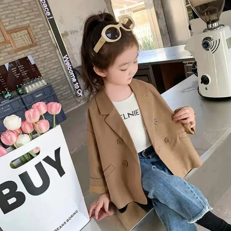 Baby girl's coat new spring and autumn style children's fashionable solid color suit casual jacket
Baby girl's coat new spring and autumn style children's fashionable solid color suit casual jacket