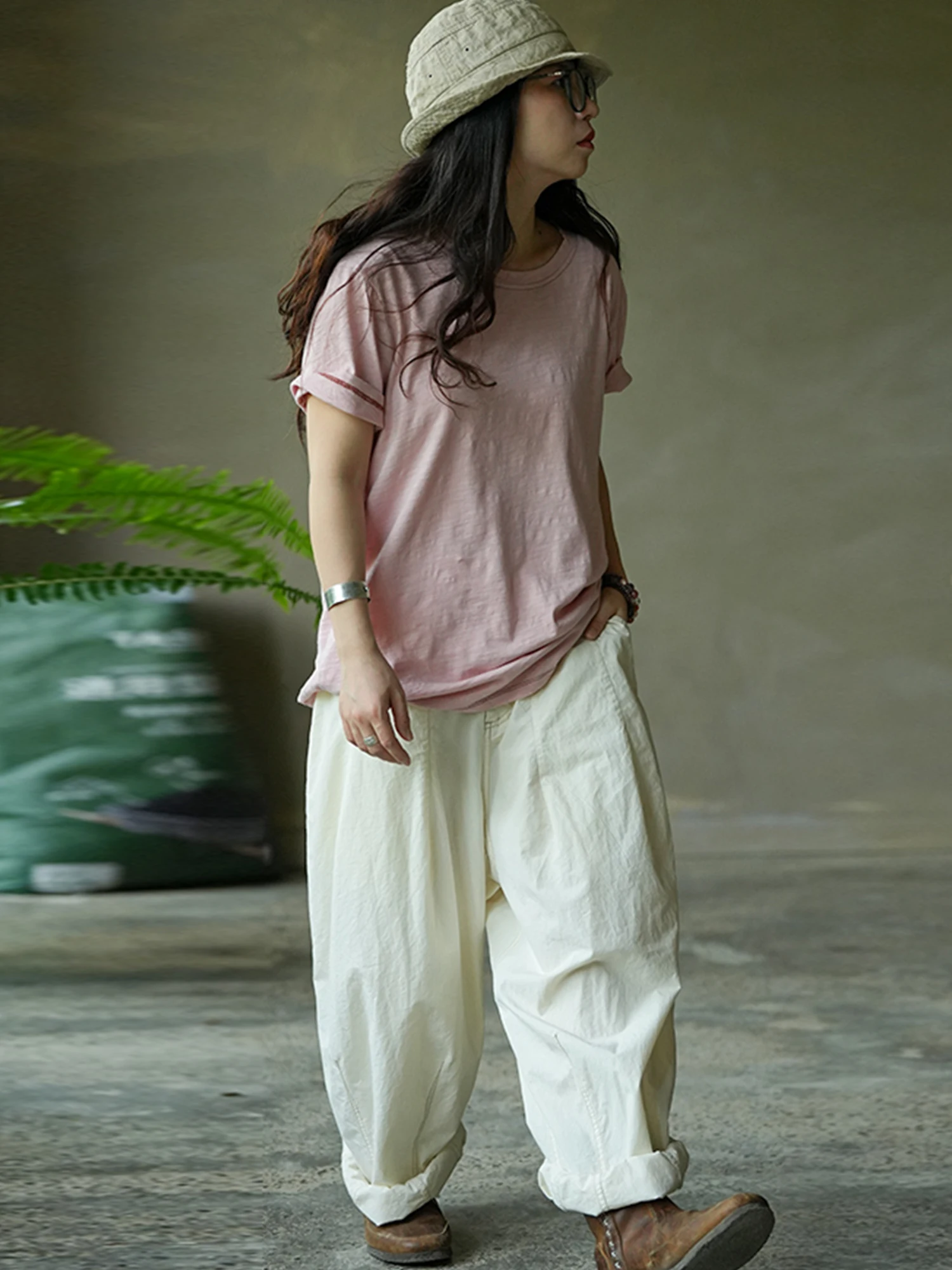 PengPengHome 5083 Artistic Cotton Balloon Pants Straight Leg Loose Fit Comfortable Casual Trousers for Women Summer Thin
PengPengHome 5083 Artistic Cotton Balloon Pants Straight Leg Loose Fit Comfortable Casual Trousers for Women Summer Thin