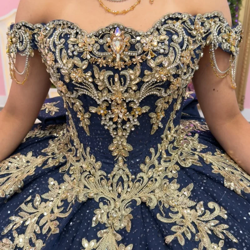 Dark Blue Quinceanera Dress off-shoulder Golden Crystal Decal Lace Layering Long tail Bow vestidos de 15 Quinceanera Customize
Dark Blue Quinceanera Dress off-shoulder Golden Crystal Decal Lace Layering Long tail Bow vestidos de 15 Quinceanera Customize