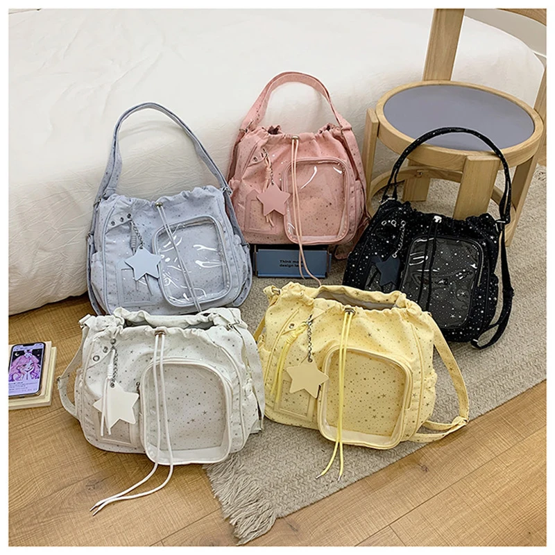 Drawstring Backpack Fashion Star Printed Transparent Badge Shoulder Bag Large Capacity Tote Bag Commuter Underarm Crossbody Bag
Drawstring Backpack Fashion Star Printed Transparent Badge Shoulder Bag Large Capacity Tote Bag Commuter Underarm Crossbody Bag