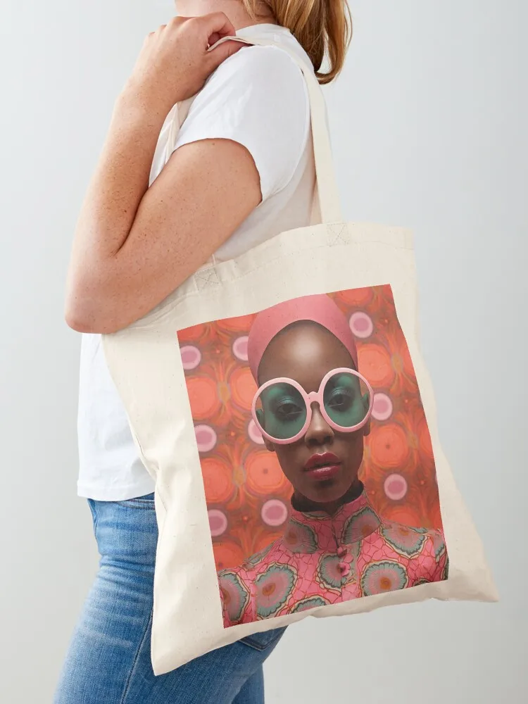 African High Fashion: Polka Dots 1 Tote Bag hand bag Portable shopping bag for beach Women's shopper
African High Fashion: Polka Dots 1 Tote Bag hand bag Portable shopping bag for beach Women's shopper
