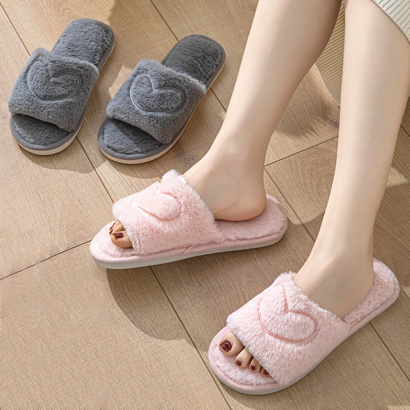 Autumn Winter Women's Heart-Shaped Slippers Love Mute Soft Sole Shoes Indoor Comfortable Cute Silent Carpet Light Living Room
Autumn Winter Women's Heart-Shaped Slippers Love Mute Soft Sole Shoes Indoor Comfortable Cute Silent Carpet Light Living Room