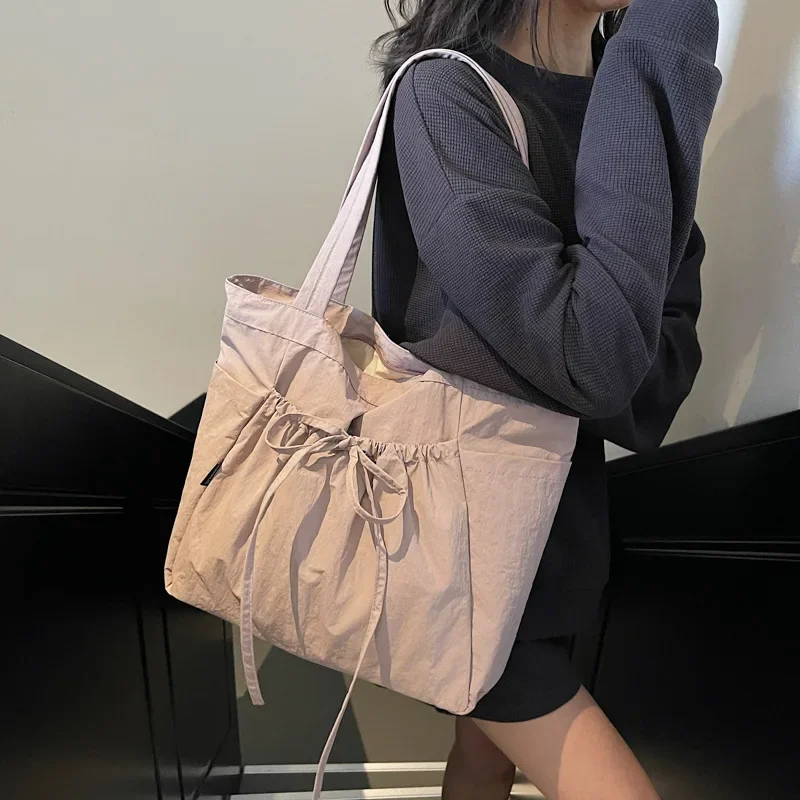 Large Capacity Canvas Tote Bag Female 2025 New Spring All-in-one Casual Shoulder Bag Fold College Students Class Bag
Large Capacity Canvas Tote Bag Female 2025 New Spring All-in-one Casual Shoulder Bag Fold College Students Class Bag