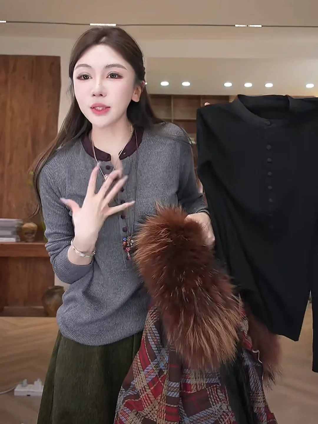 Рекомендованный Бо Сюэ: Осенне-зимний женский свитер из шерстяной смеси с длинным рукавом, повседневный, приталенный, с пэчворком, роскошный, с круглым вырезом, T-s...
Рекомендованный Бо Сюэ: Осенне-зимний женский свитер из шерстяной смеси с длинным рукавом, повседневный, приталенный, с пэчворком, роскошный, с круглым вырезом, T-s...