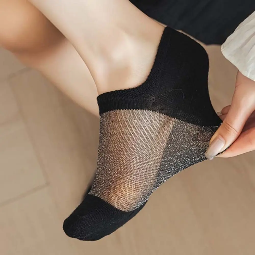 5Pairs Fashion Invisible Ice Silk Boat Socks Thin Transparent Summer Ankle Socks Breathable Non-Slip Women Short Tube Sock Women
5Pairs Fashion Invisible Ice Silk Boat Socks Thin Transparent Summer Ankle Socks Breathable Non-Slip Women Short Tube Sock Women