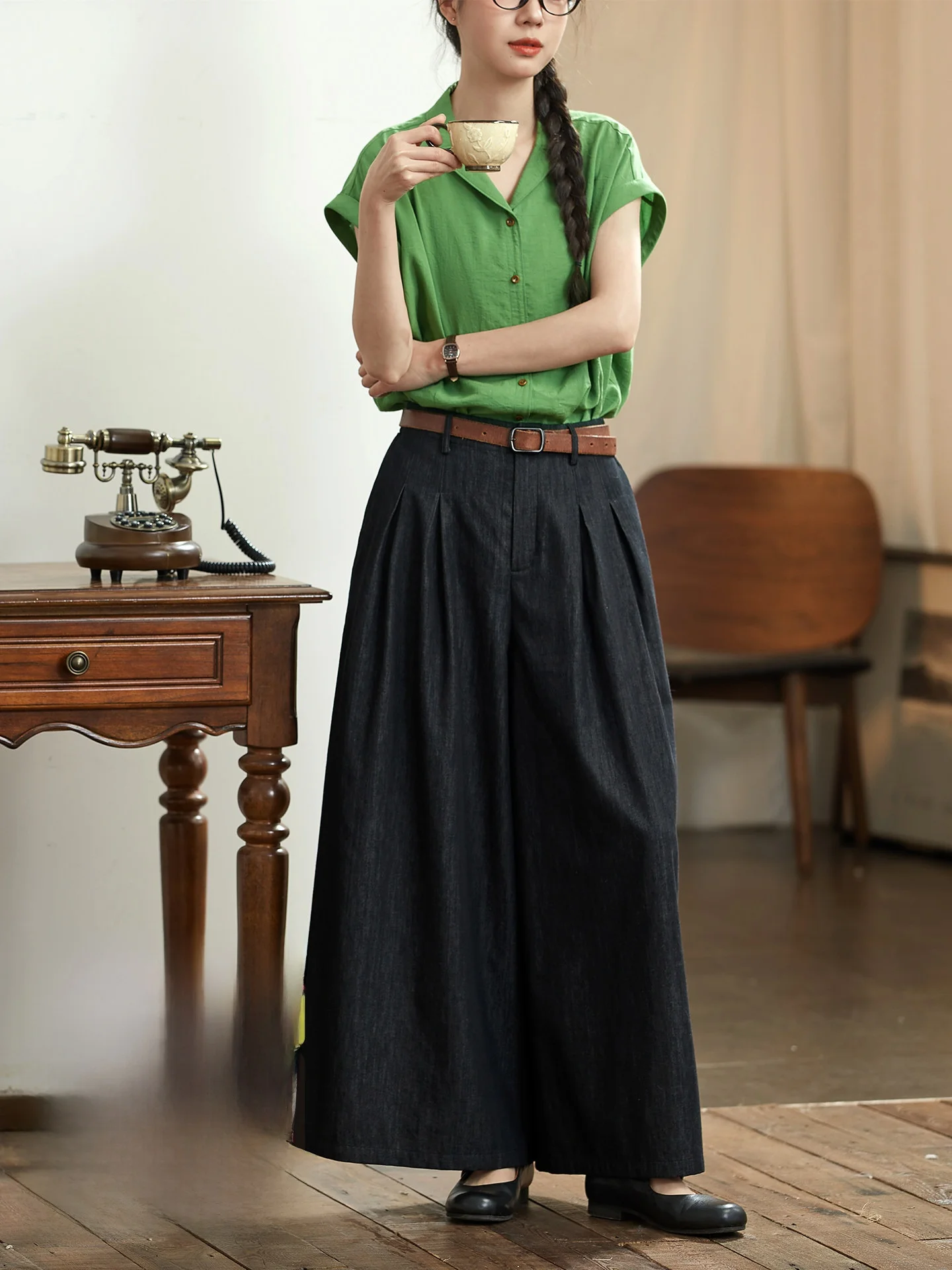 Original Commute Casual Bla Pure Cotton Wide Leg Jeans Women Summer Loose High Waist Versatile Straight Cut Trousers
Original Commute Casual Bla Pure Cotton Wide Leg Jeans Women Summer Loose High Waist Versatile Straight Cut Trousers