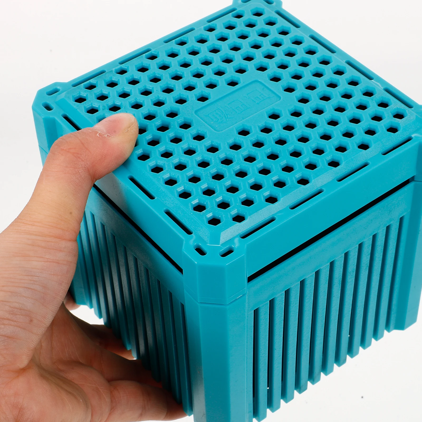 Activated Carbon Filter Media Sky- for Fish Tank Water Purifier Supplies Aquarium Filter Bacteria House
Activated Carbon Filter Media Sky- for Fish Tank Water Purifier Supplies Aquarium Filter Bacteria House