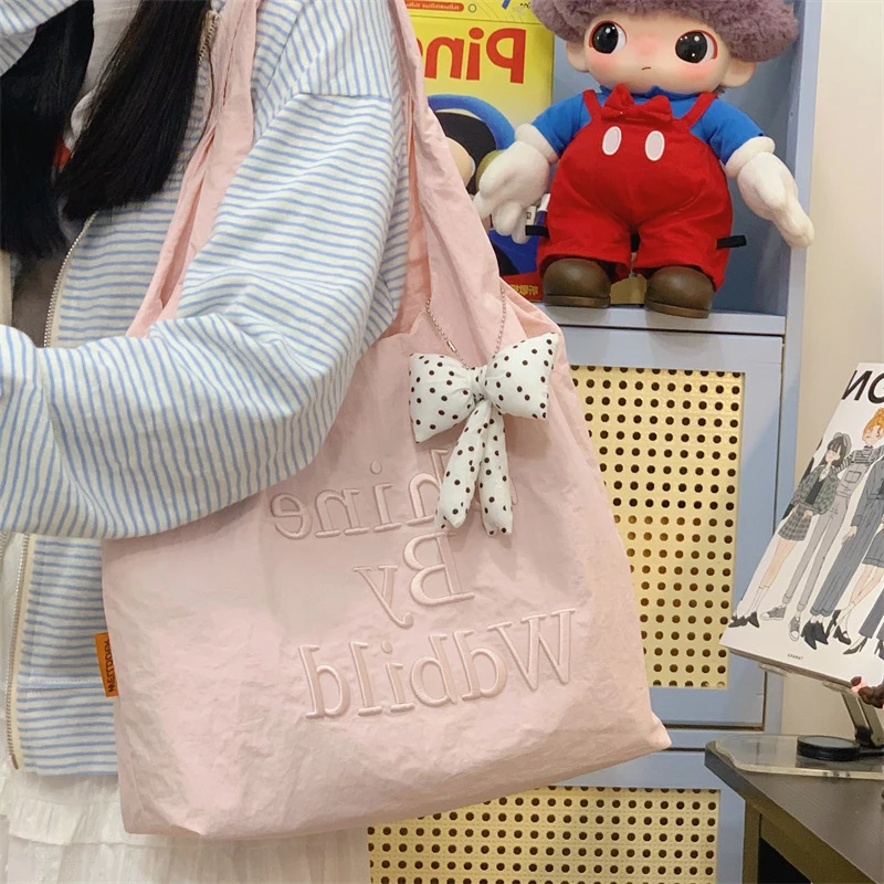 Womens Canvas Tote Bag Korean Minimalist Design Large Capacity Waterproof Lightweight Single Strap Shoulder Bag
Womens Canvas Tote Bag Korean Minimalist Design Large Capacity Waterproof Lightweight Single Strap Shoulder Bag
