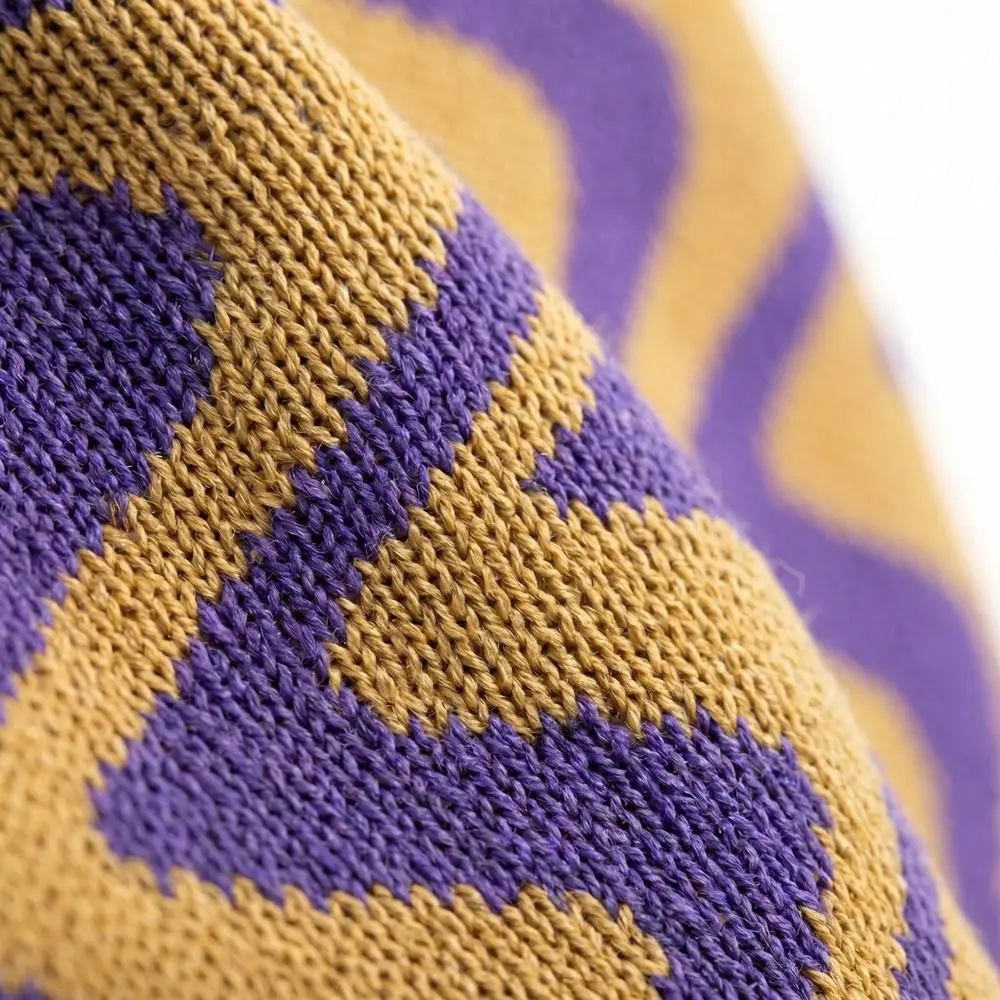 Vintage Knitted Coin Purse Wavy Pattern Geometric Striped Crochet Clutch Bag Polyester Large Capacity Hand-holding Dumpling Bag
Vintage Knitted Coin Purse Wavy Pattern Geometric Striped Crochet Clutch Bag Polyester Large Capacity Hand-holding Dumpling Bag