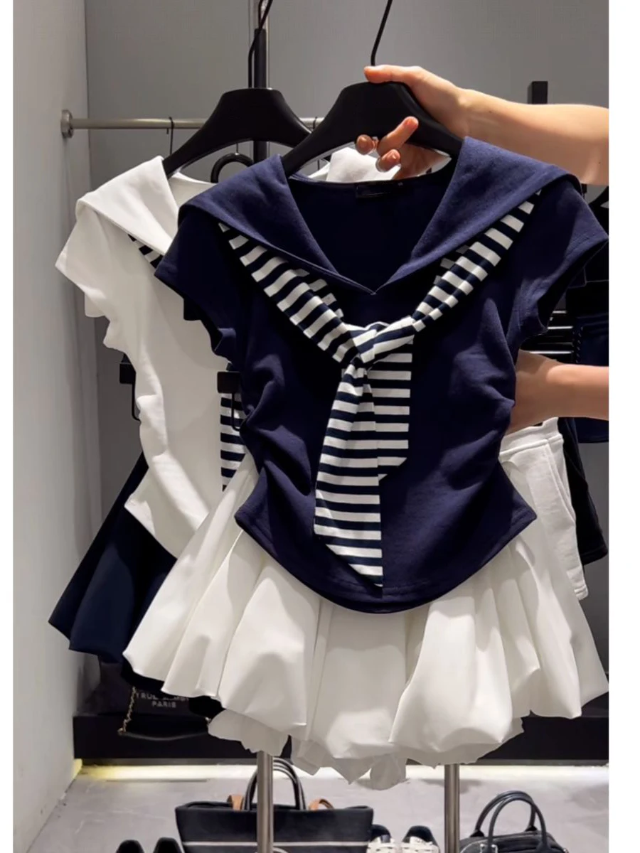 Korean Style Sweet Navy Collar Striped Shoulder Wrap Fake Two-Piece T-Shirt Cloud Puffy Short Skirt Early Autumn Atmosphere S...
Korean Style Sweet Navy Collar Striped Shoulder Wrap Fake Two-Piece T-Shirt Cloud Puffy Short Skirt Early Autumn Atmosphere S...