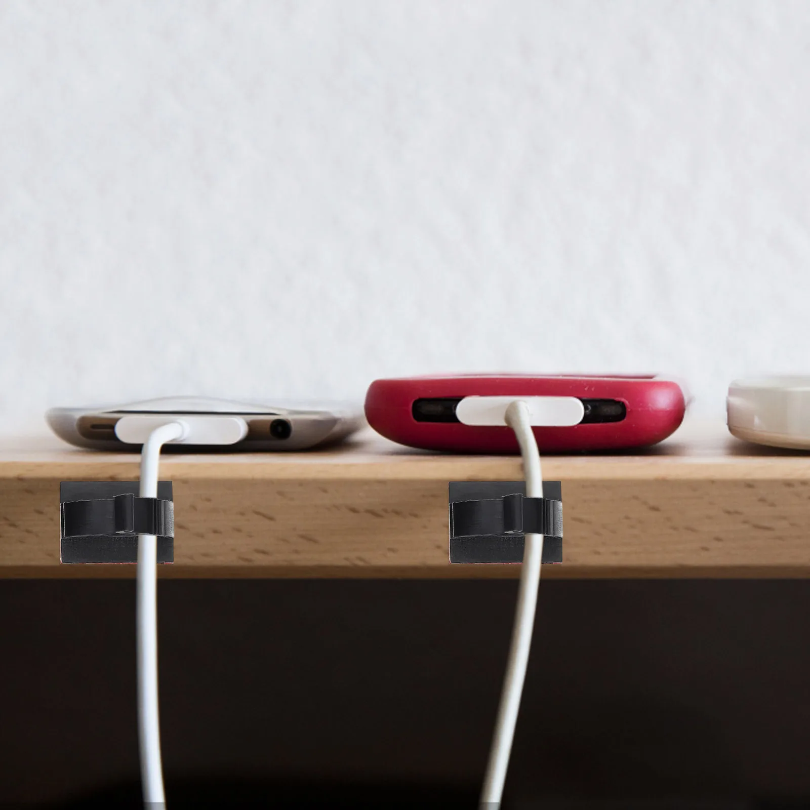 100Pcs Adhesive Cable Clamps Cord Organizer Holders Multipurpose Wire Fixing Clips for Car Bedroom Kitchen Office 
100Pcs Adhesive Cable Clamps Cord Organizer Holders Multipurpose Wire Fixing Clips for Car Bedroom Kitchen Office