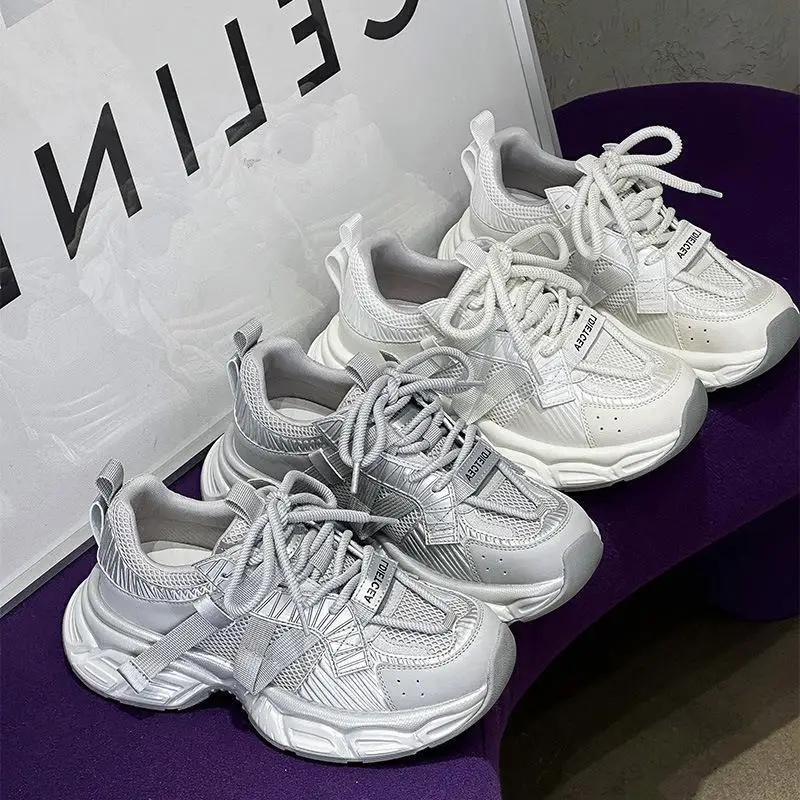 Casual Fashionable Leather Sport Shoes Thick Bottom Heightening Dad Shoes Versatile Comfortable Breathable round Toe Anti-Slip
Casual Fashionable Leather Sport Shoes Thick Bottom Heightening Dad Shoes Versatile Comfortable Breathable round Toe Anti-Slip