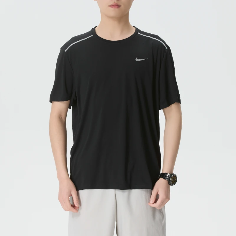Nike T-Shirt Men's Sportswear Fitness Quick-Drying Top Breathable Small Logo Ice Silk Round Neck Short Sleeve If2083-010
Nike T-Shirt Men's Sportswear Fitness Quick-Drying Top Breathable Small Logo Ice Silk Round Neck Short Sleeve If2083-010