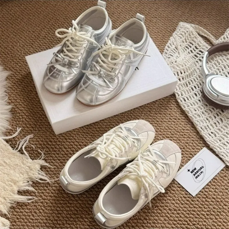 2026 Spring Height Increase 5cm Ballet Training Shoes Women's Soft Leather Korean Style Mary Jane Shoes Casual Sneakers Women 신발
2026 Spring Height Increase 5cm Ballet Training Shoes Women's Soft Leather Korean Style Mary Jane Shoes Casual Sneakers Women 신발