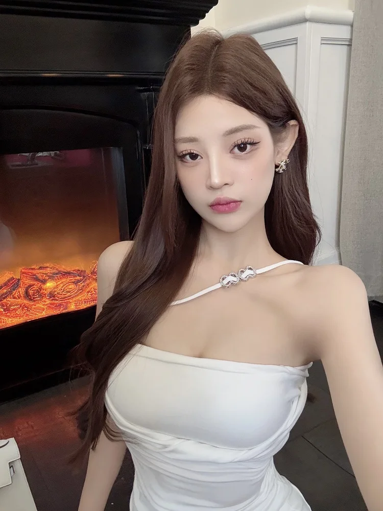 Luna 224, новый укороченный топ, дизайн, чувственный боковой воротник, встроенный нагрудник, женский жилет, весенний женский специальный жилет Faion
Luna 224, новый укороченный топ, дизайн, чувственный боковой воротник, встроенный нагрудник, женский жилет, весенний женский специальный жилет Faion