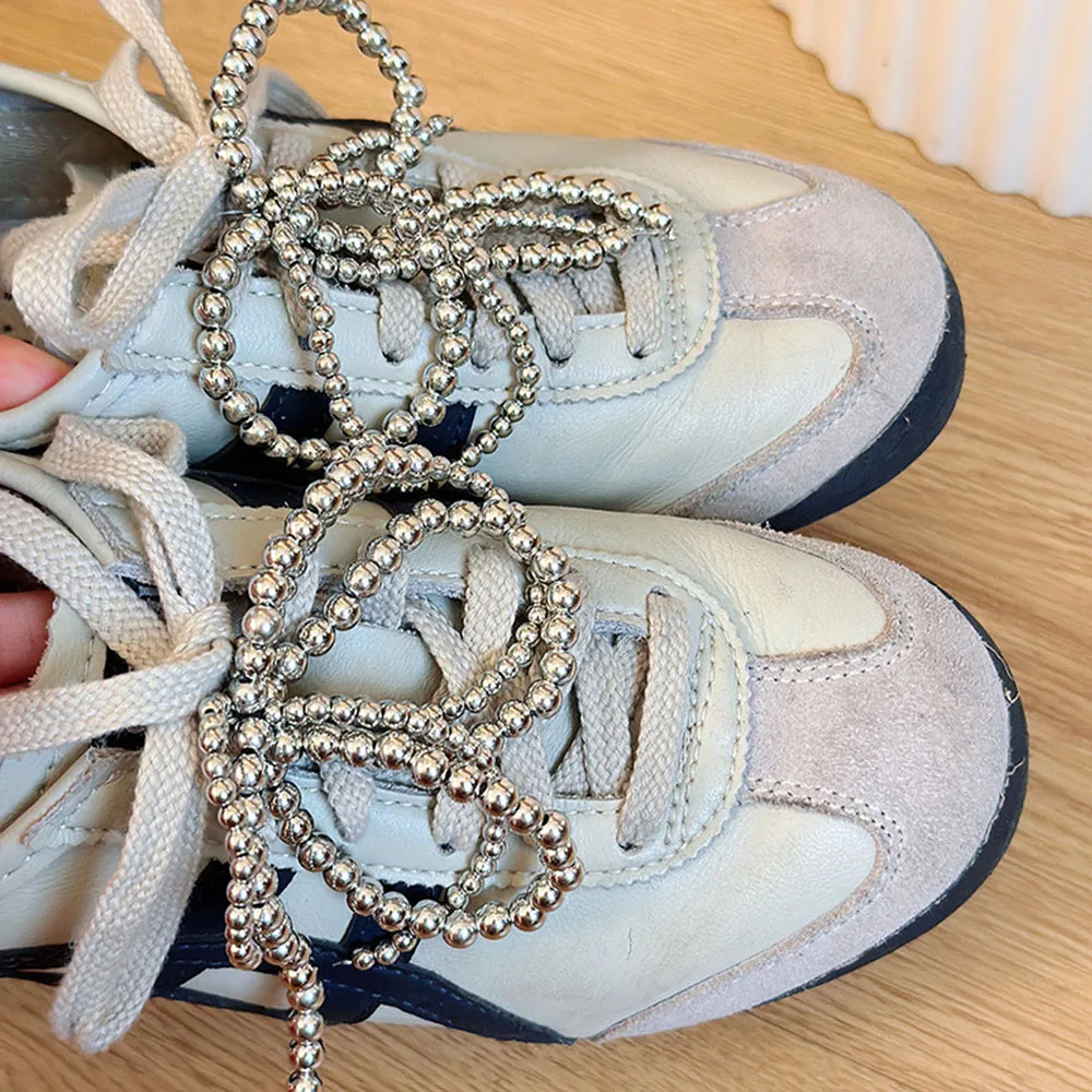 1 Pair Bows Shaped Shoes Clips Imitation Pearl Shoes Charms Pendant Universal Leather Shoes Sneakers Shoe Buckle Decoration
1 Pair Bows Shaped Shoes Clips Imitation Pearl Shoes Charms Pendant Universal Leather Shoes Sneakers Shoe Buckle Decoration