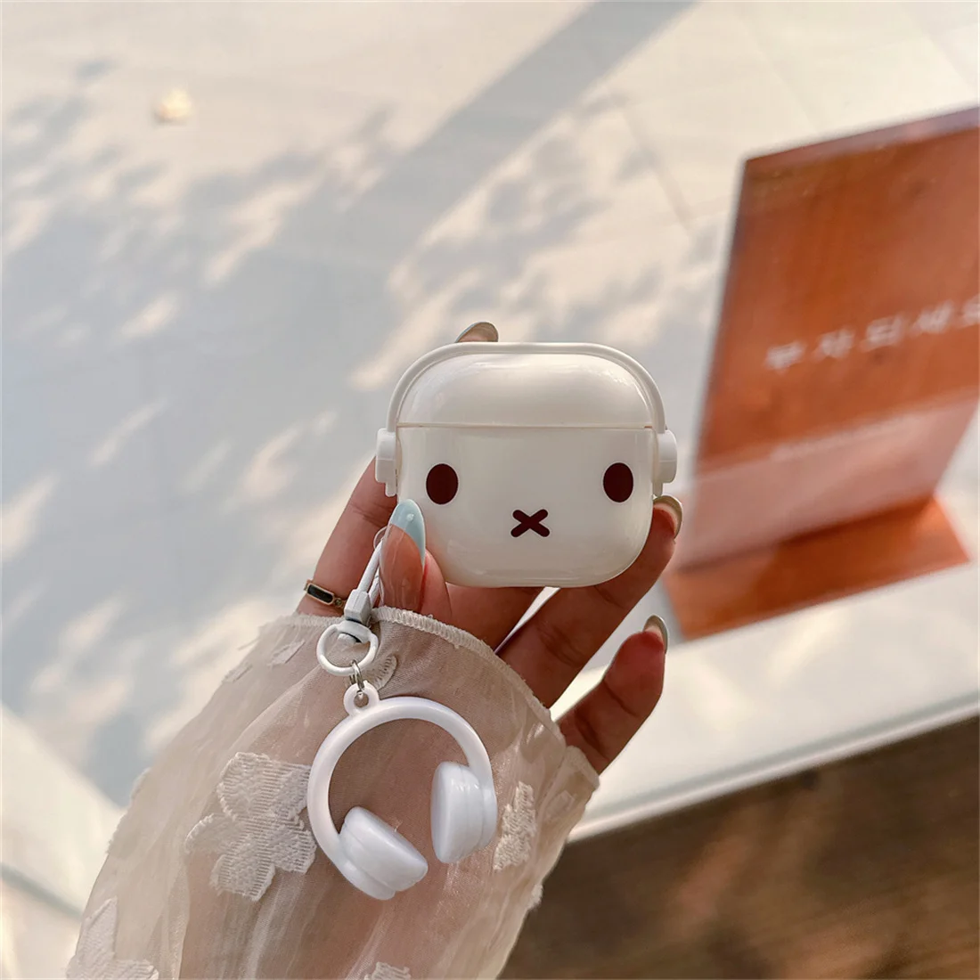 Kawaii Miffy Rabbit Silicone Earphone Case Cove for Apple Airpods 4 3 2 Pro 2 Pro 3 Funda With Charm For Pro3 Headphone Cases
Kawaii Miffy Rabbit Silicone Earphone Case Cove for Apple Airpods 4 3 2 Pro 2 Pro 3 Funda With Charm For Pro3 Headphone Cases