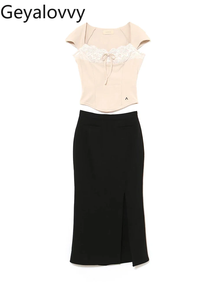 Pure Desire Style Sweet Girls Lace Patchwork Slimming Short Sleeve T-Shirt + Front Slit Long Skirt Fashion Two Piece Set
Pure Desire Style Sweet Girls Lace Patchwork Slimming Short Sleeve T-Shirt + Front Slit Long Skirt Fashion Two Piece Set