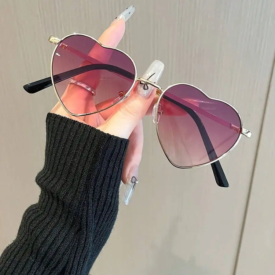 Heart Shape Retro Fashion Sunglasses For Women
Heart Shape Retro Fashion Sunglasses For Women