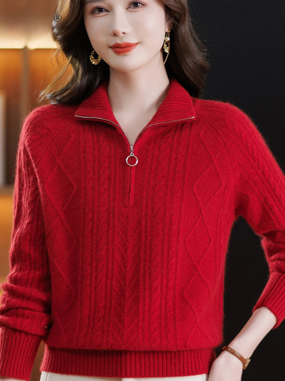 Красный шерстяной вязаный свитер на молнии свободного покроя с высоким воротником лунного года модный теплый топ для женщин среднего возраста и ли
Красный шерстяной вязаный свитер на молнии свободного покроя с высоким воротником лунного года модный теплый топ для женщин среднего возраста и ли